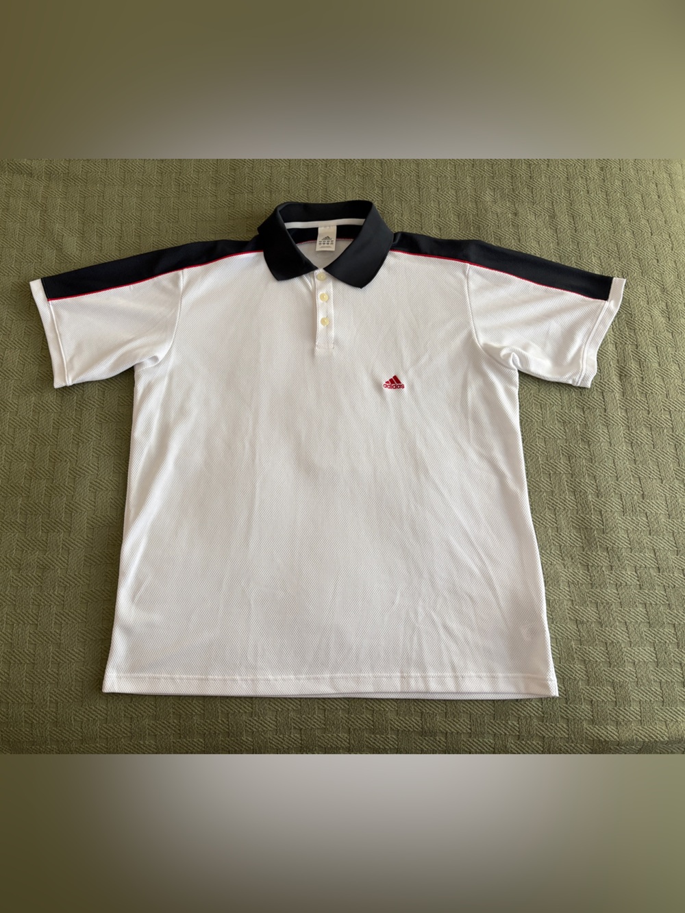 adidas Golf shirt White Polo Pebbled Texture Red Logo Accent Climalite Vintage